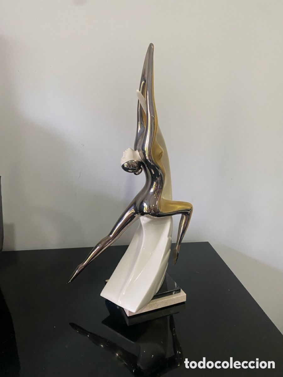 Arte: Estatueta Galos dourada e prateada - Foto 6