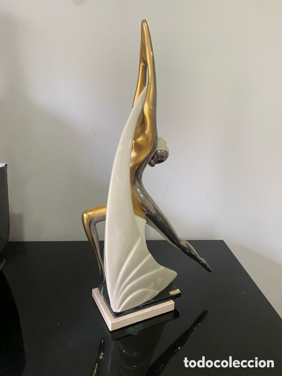 Arte: Estatueta Galos dourada e prateada - Foto 10
