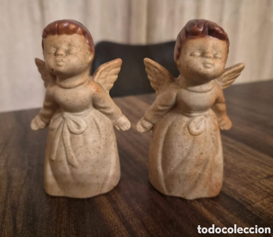 Arte: ENCANTADORA PAREJA DE QUERUBINES BES&Aacute;NDOSE &ndash; VINTAGE CER&Aacute;MICA (10x5 cm)
