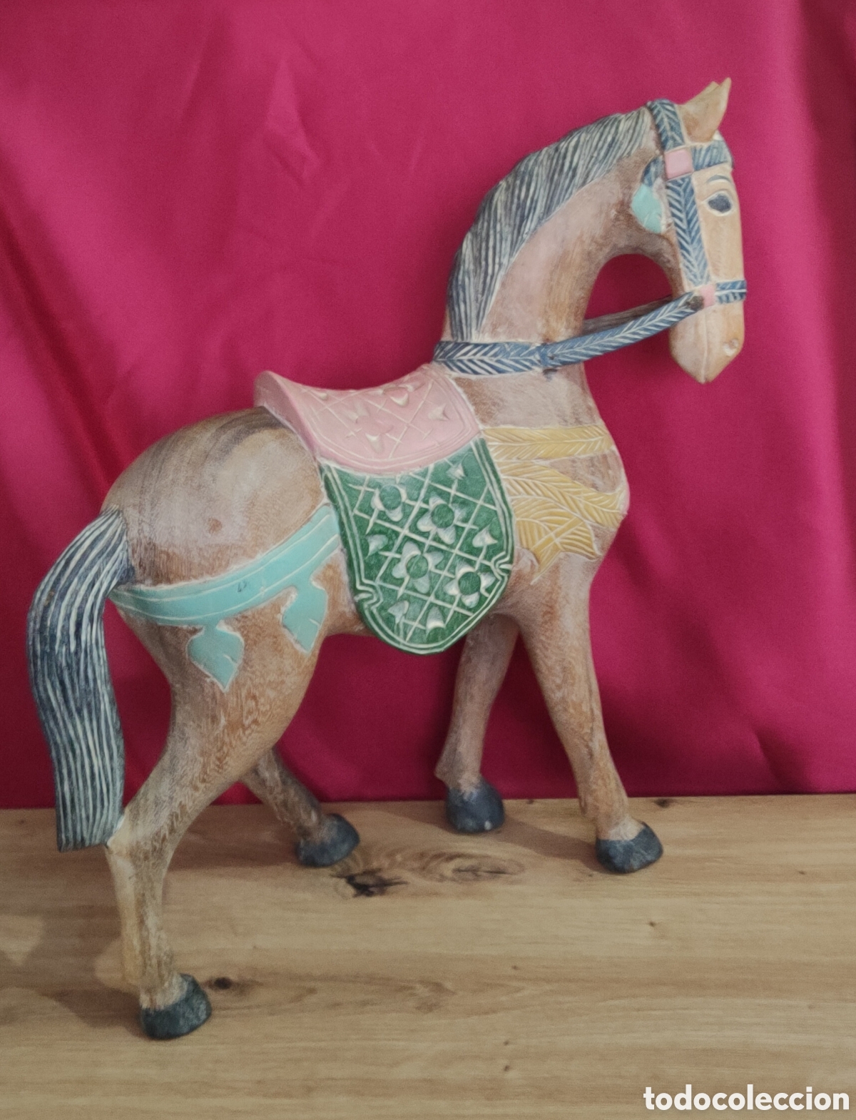 Arte: Caballo Madera Maciza Tallado Policromado 44cm