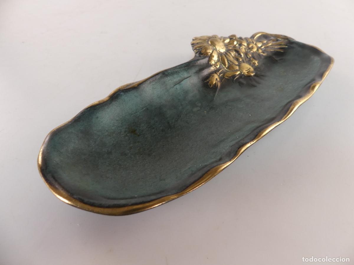 Kunst: BANDEJA DE BRONCE BONITO DISE&Ntilde;O