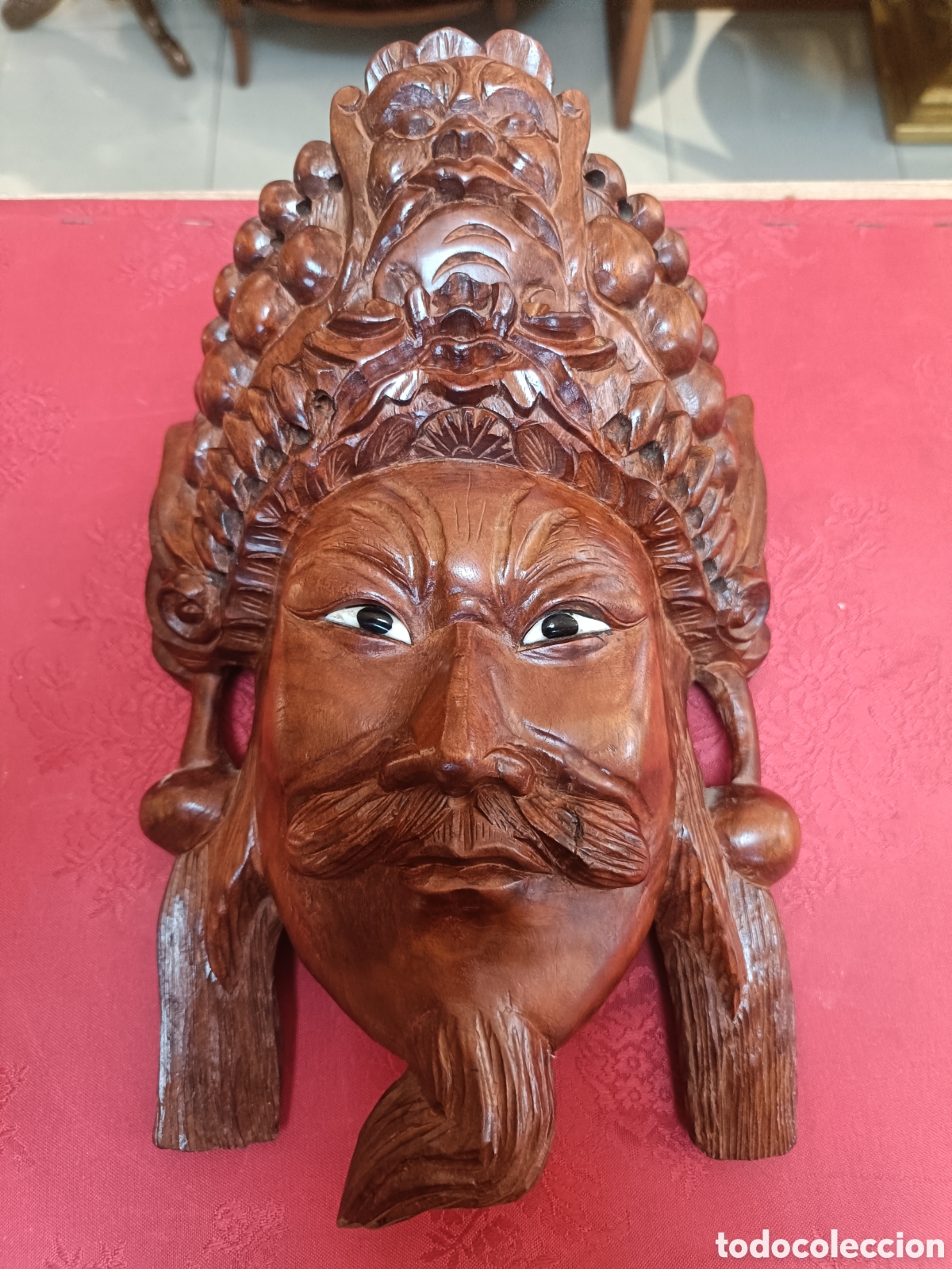 Arte: ANTIGUA MASCARA CHINA ELABORADA EN MADERA TALLADA A MANO. 26x18CM