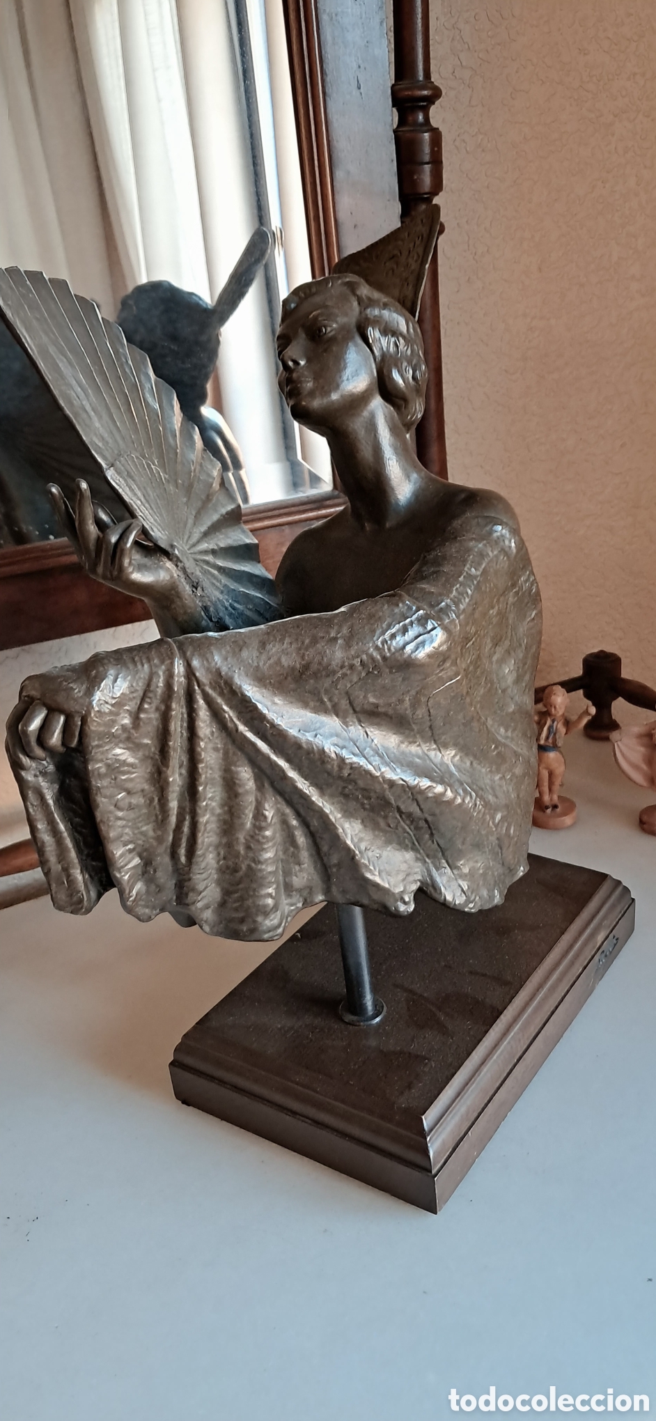 Arte: Escultura de gres &rdquo; Carmen&rdquo;
