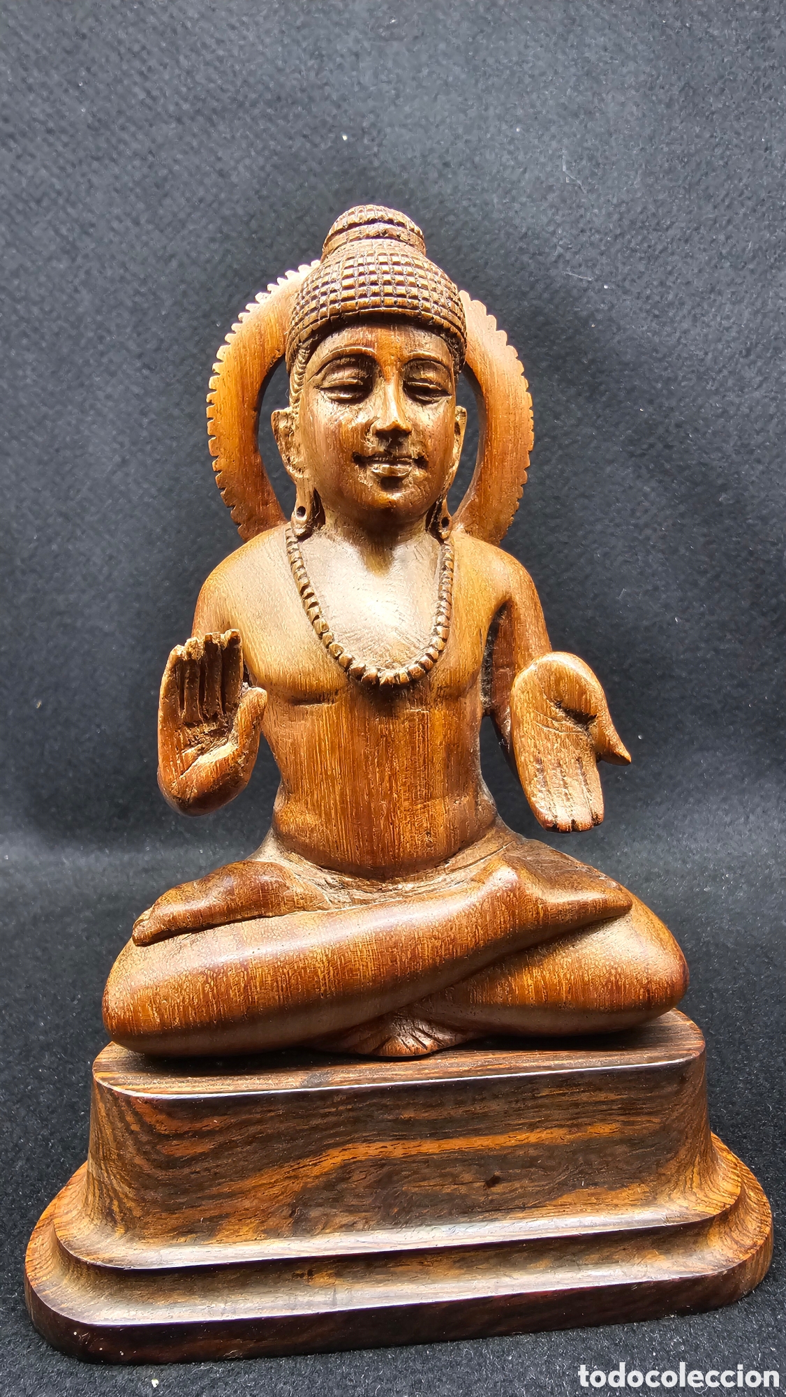 Arte: Escultura de madera tallada