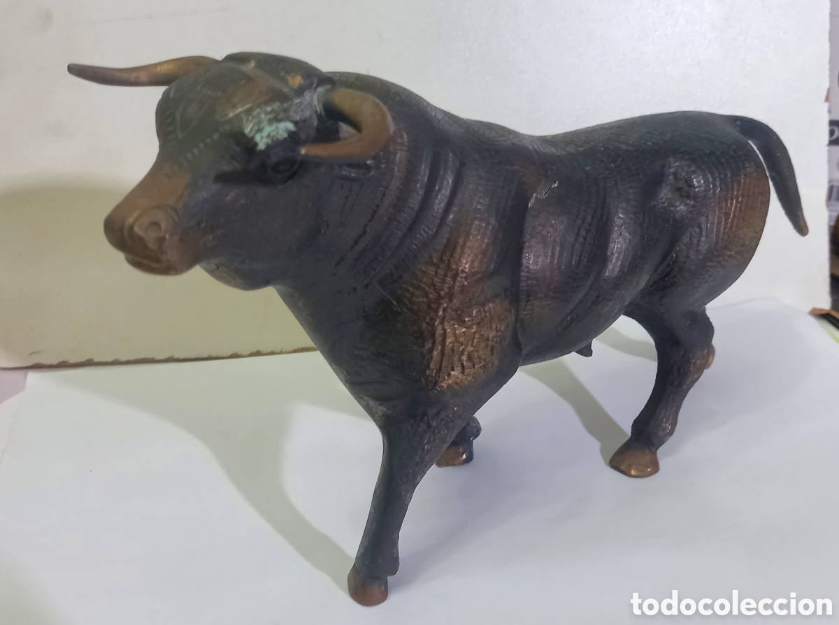 Arte: EXCELENTE ESCULTURA EN BRONCE DE TORO DE LIDIA. SEVILLA MEDIADOS S.XX.