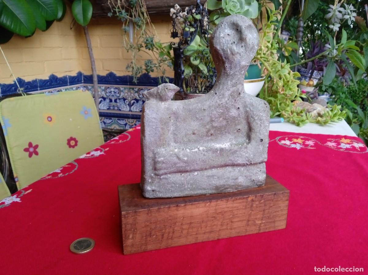 Arte: Escultura figura art&iacute;stica Prueba de autor
