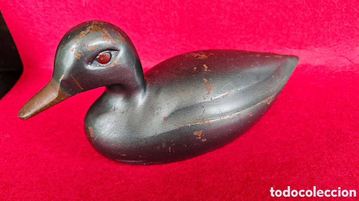 Arte: Pato de bronce........