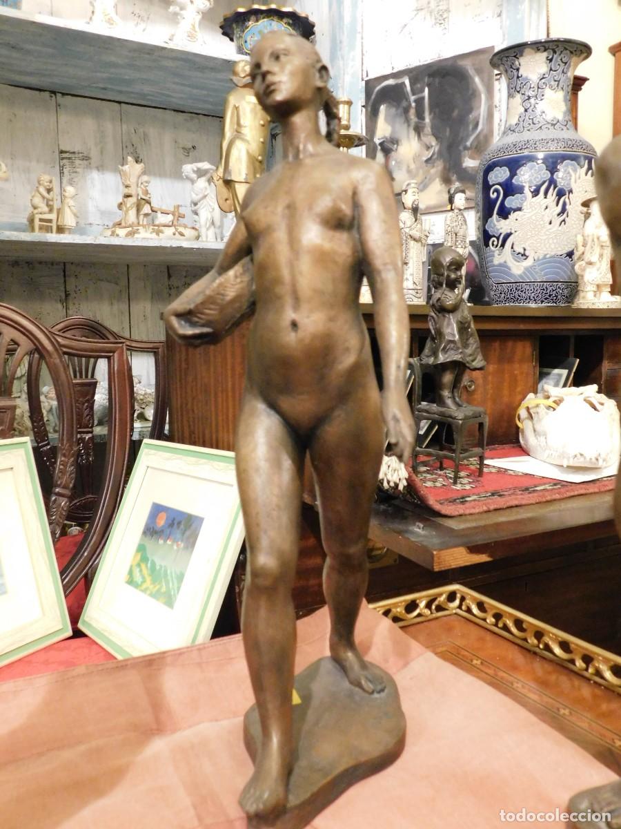 Arte: LAVANDERA ARTUR ALDOMA PUIG EXQUISITA ESCULTURA BRONCE