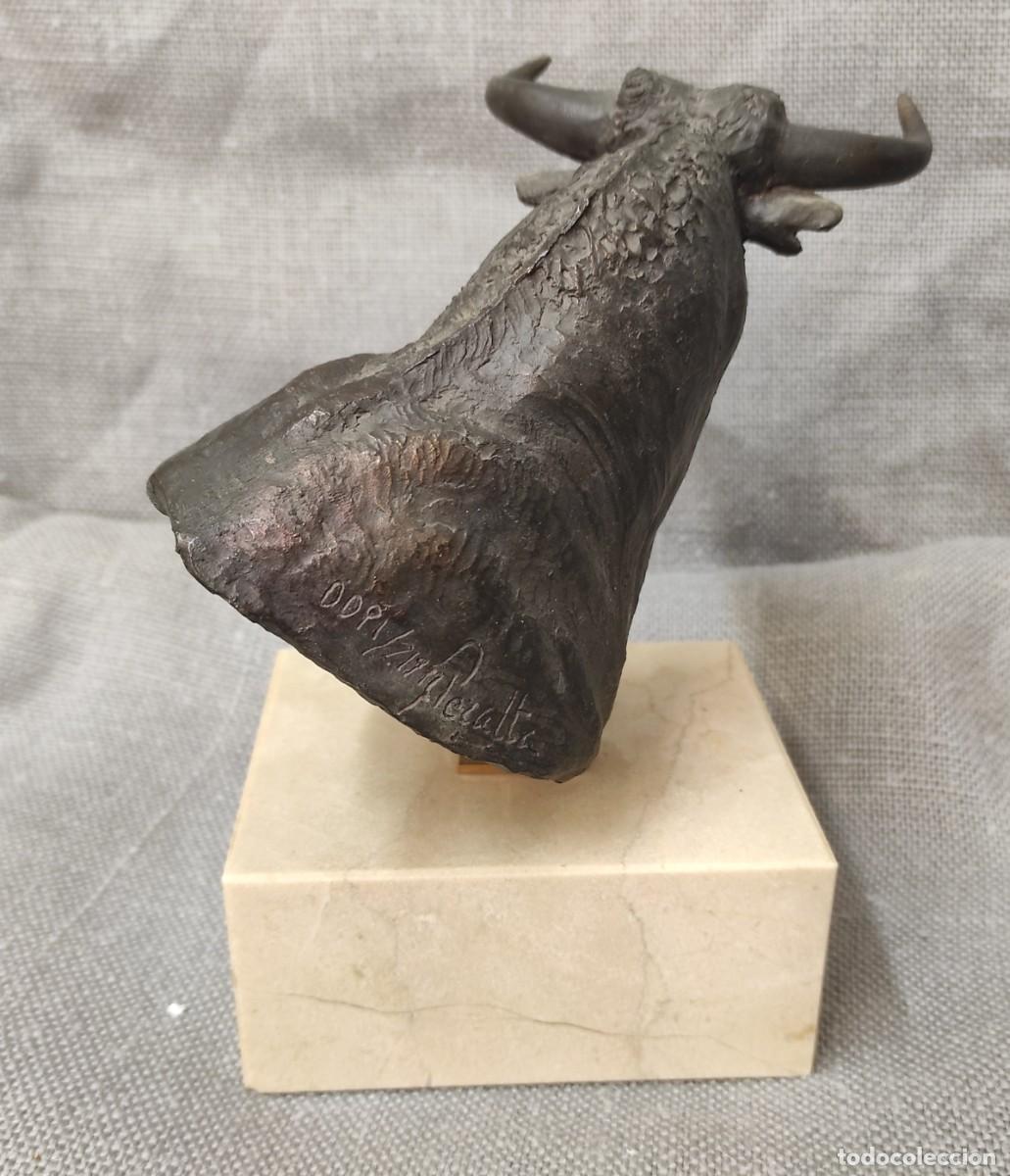 Arte: Andr&eacute;s Peralta - Busto de toro - Foto 3