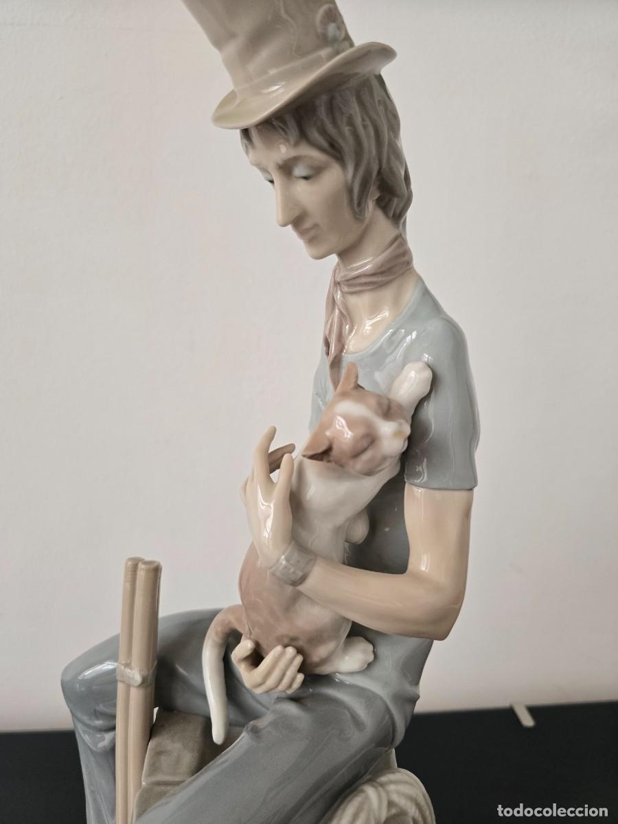 Arte: Lladr&oacute;. Deshollinador triste. 1974. Salvador Furi&oacute;
