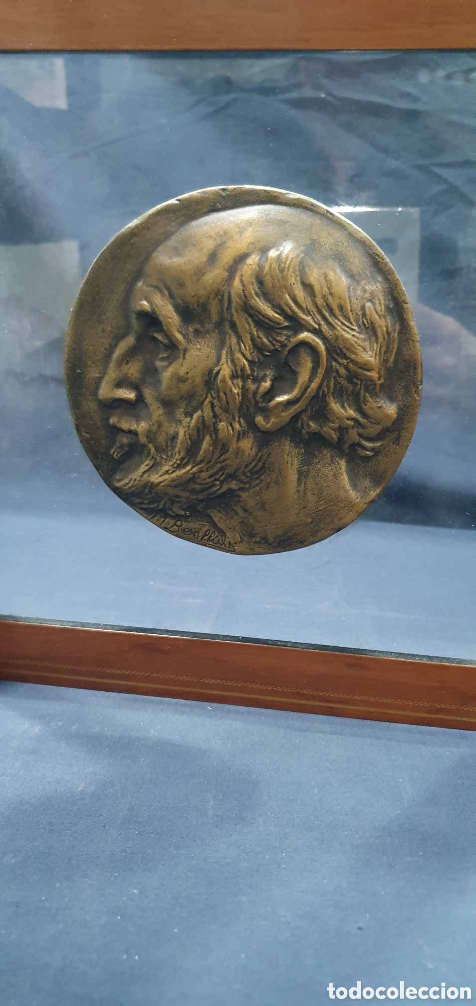 Arte: SALIDA 0.01&euro;. Medallon Ramon y Cajal. Bronce. Firmado M. Benlliure.