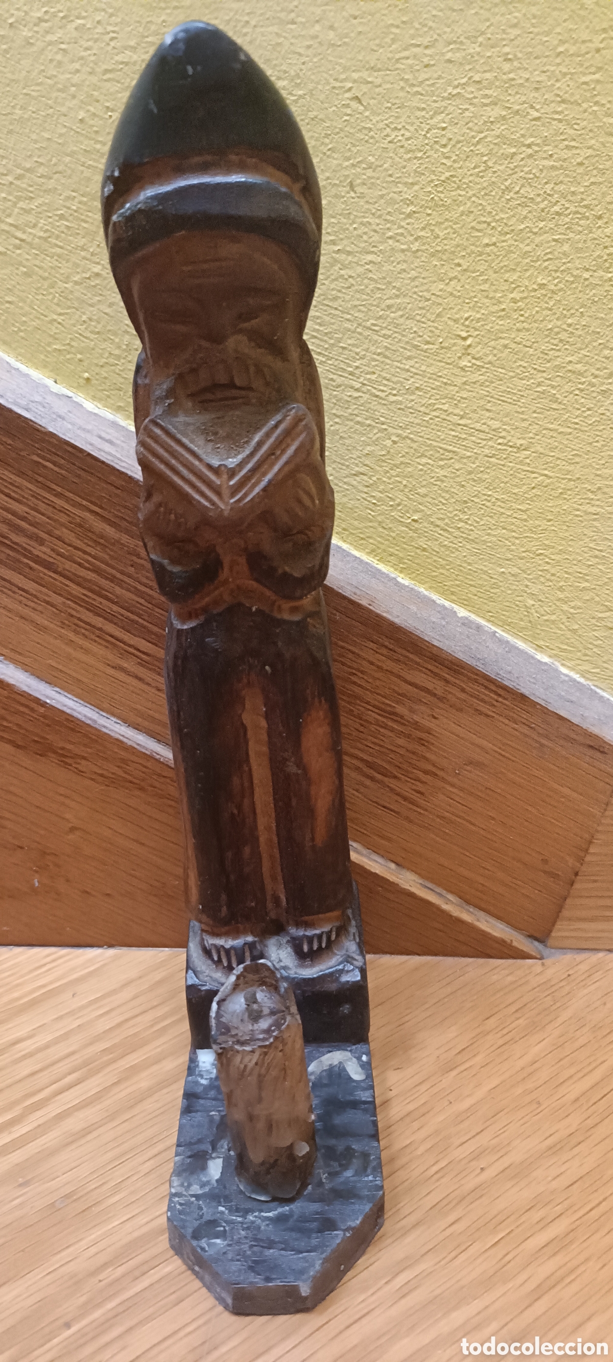 Kunst: Frailecillo madera, con vela.
