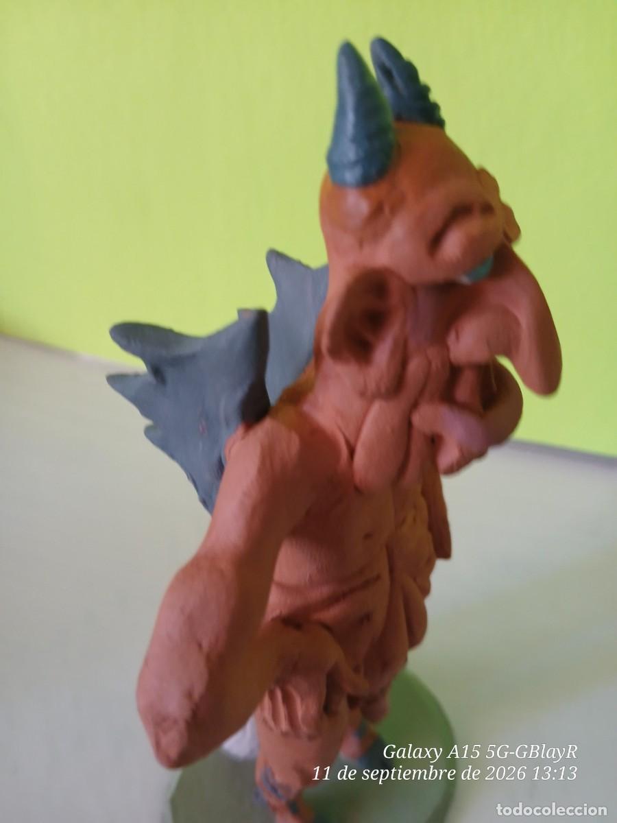 Kunst: Diablillo en terracota.Firmado Sanz. Vintage.
