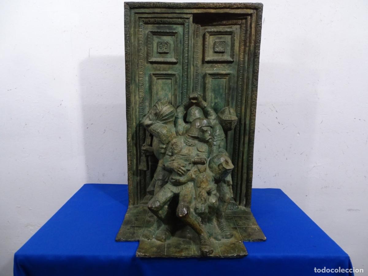 Arte: MONUMENTAL ESCULTURA EN BRONCE DEL ARTISTA MADRILE&Ntilde;O JULIO ALVAREZ.