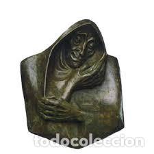 Arte: Busto de La Celestina, obra del gran escultor Agust&iacute;n Casillas. Bronce