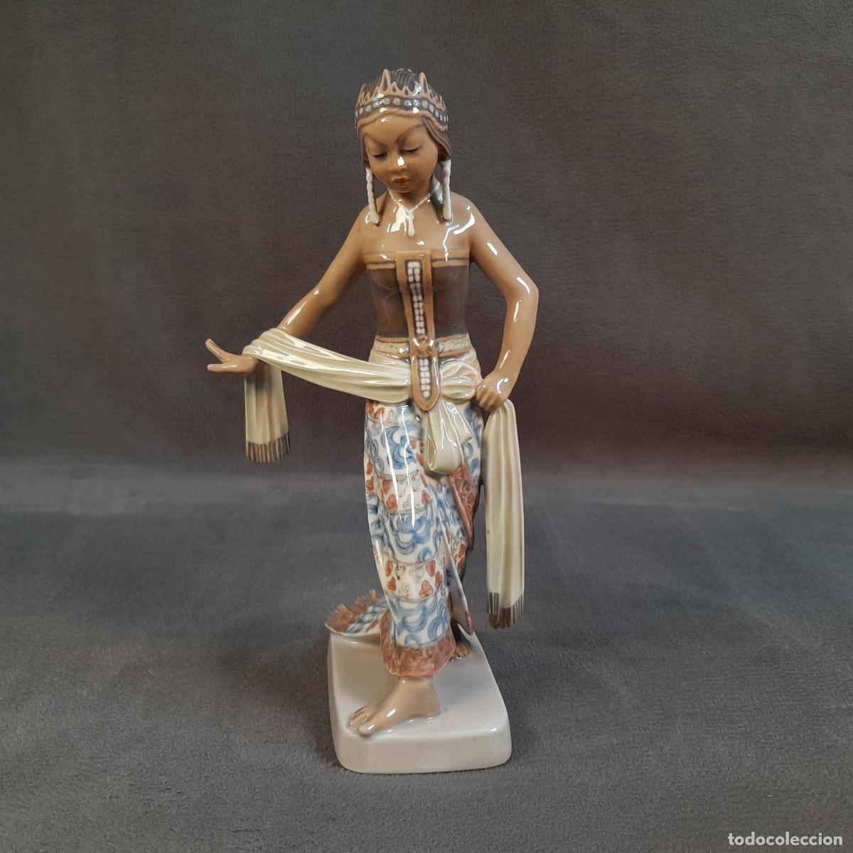 Arte: BAILARINA ORIENTAL. PORCELANA. MEDIADOS DEL SIGLO XX