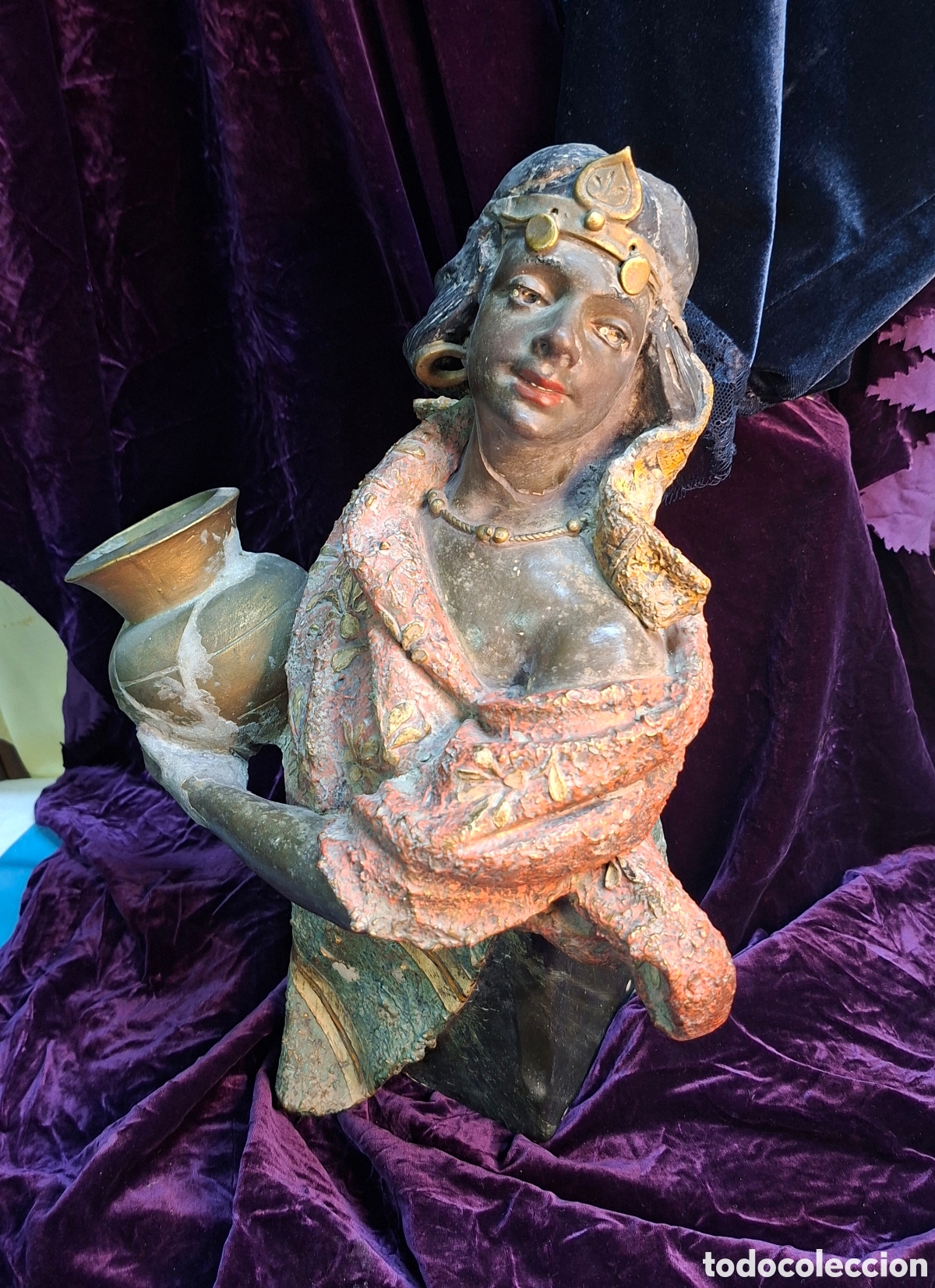 Arte: Figura Boucher Fr&egrave;res Par&iacute;s &bull; Policromada restaurada &bull; 38&times;32 cm