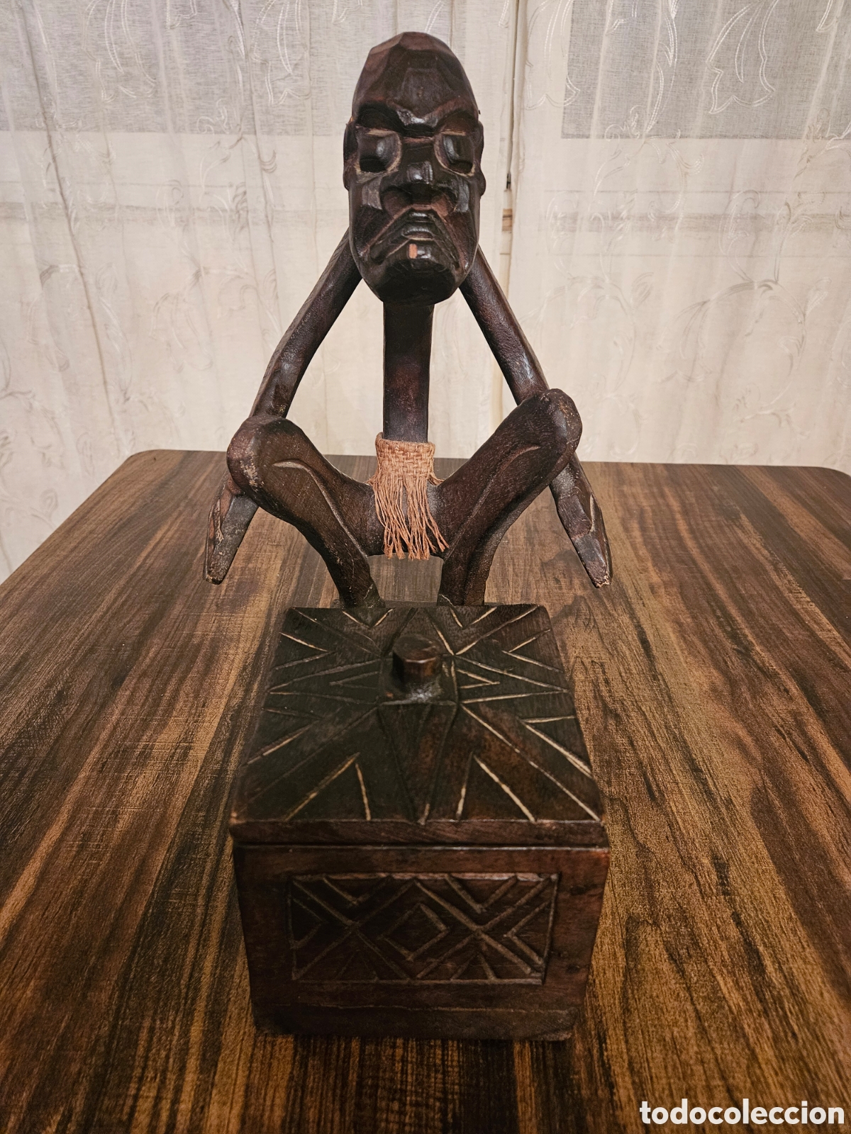 Arte: Escultura Tribal Africana de &Eacute;bano Negro con Caj&oacute;n Secreto &ndash; Artesanal | &iexcl;ENV&Iacute;O GRATIS Y OFERTAS!