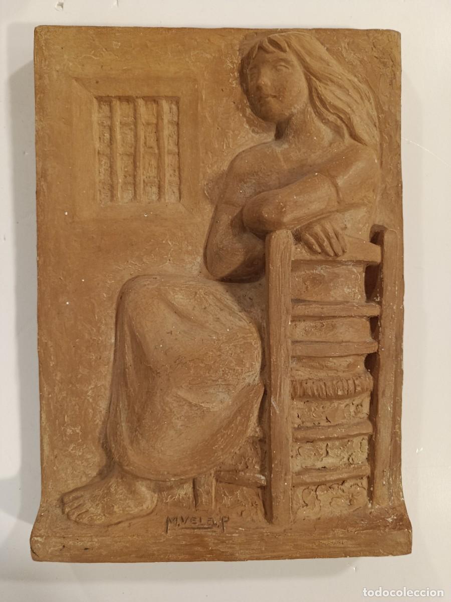 Art: ESCULTURA EN BARRO DE MANUEL VELA. C&Oacute;RDOBA. 30 X 21 CM