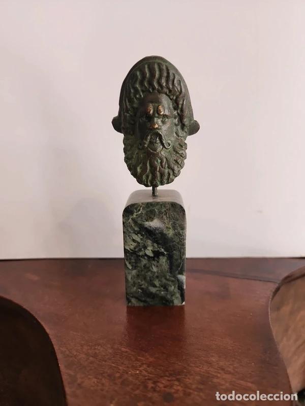 Arte: Peque&ntilde;a escultura en bronce y m&aacute;rmol