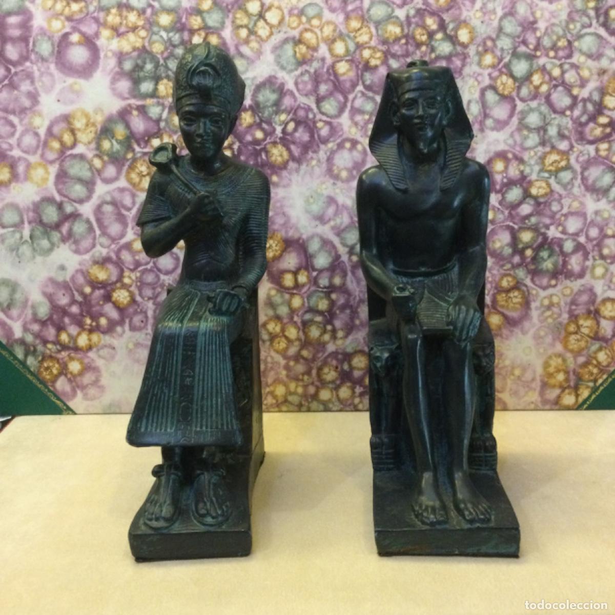 Arte: Kefr&eacute;n y Rams&eacute;s II. Sujetalibros o elementos decorativos. 23 cms.