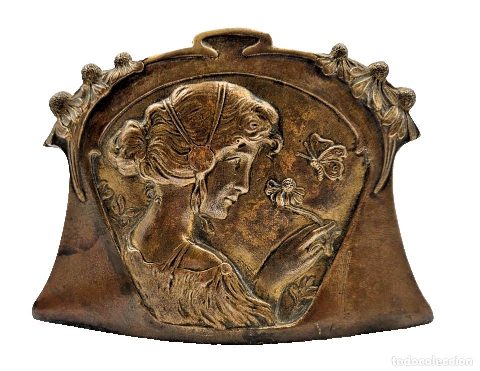 Arte: ART NOUVEAU VASE JARDINIERE EN BRONZE SIGNE CHARLES KORSCHANN PARIS H 10.50 CM