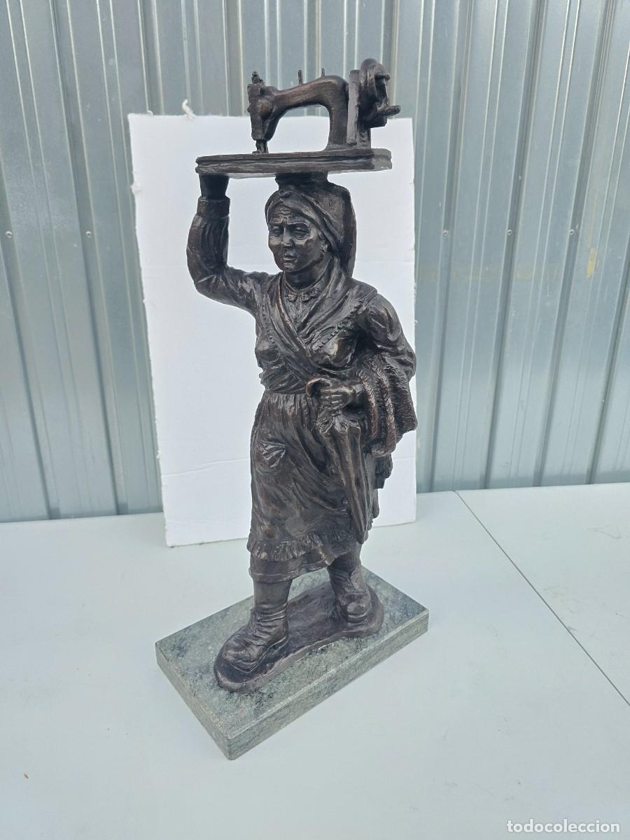 Arte: JOSE MARIA ACU&Ntilde;A ESCULTURA BRONCE