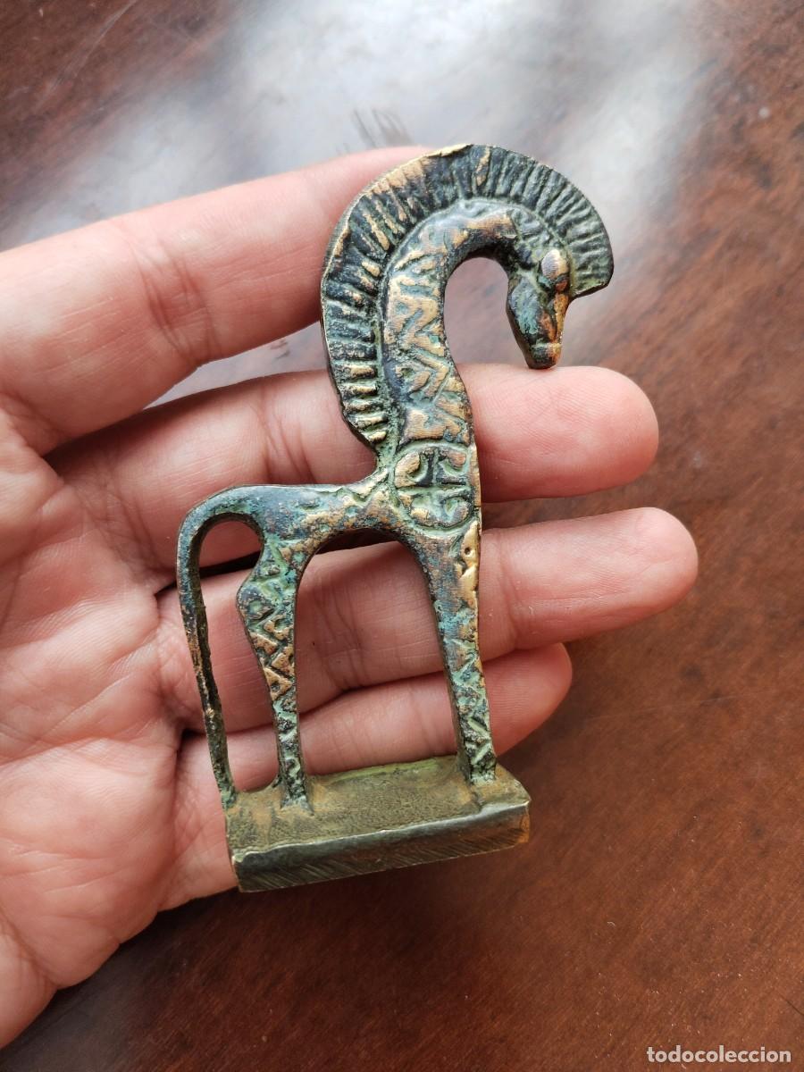 Arte: Caballito en bronce. Estilo Griego. - Foto 3