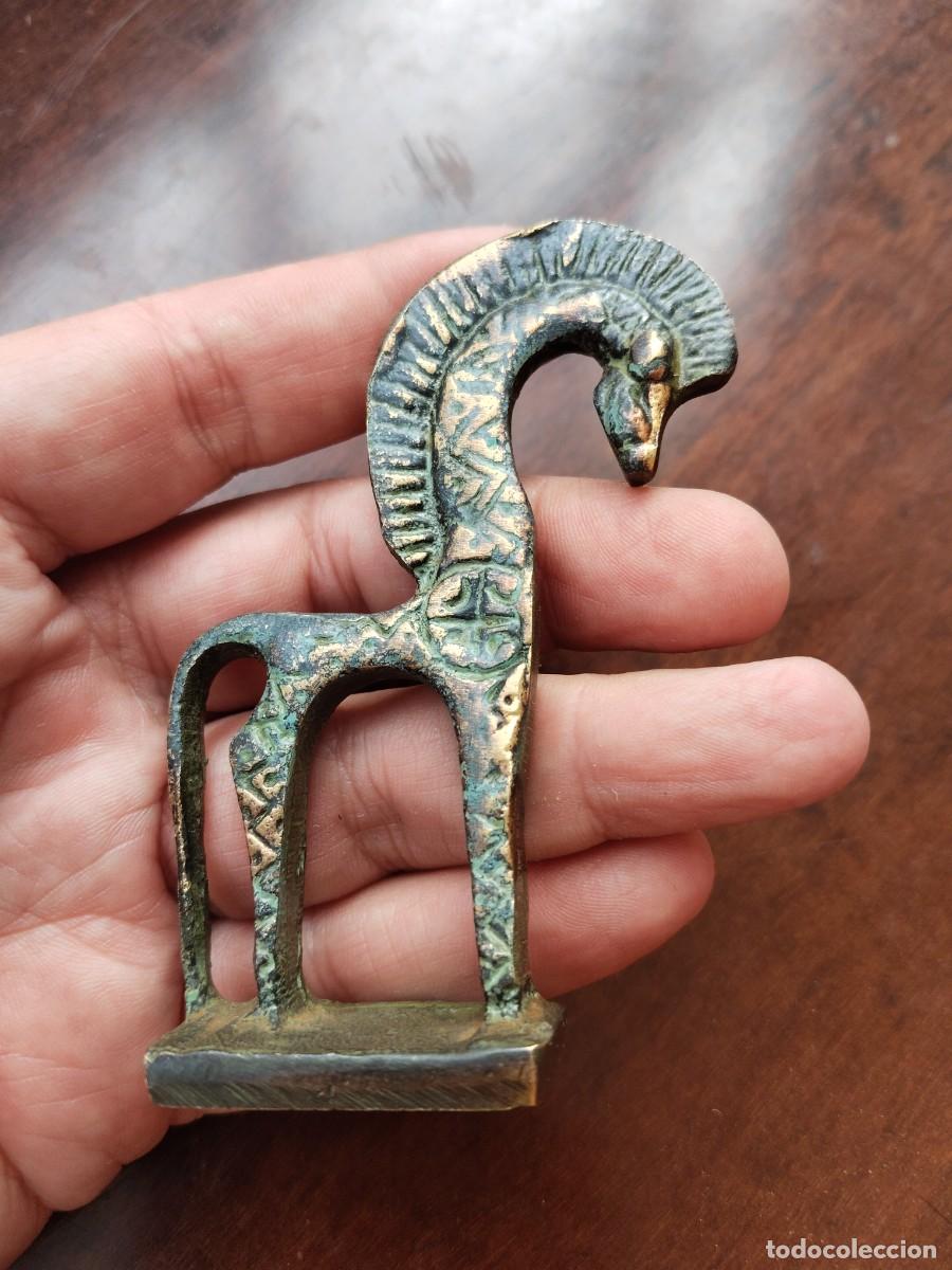 Arte: Caballito en bronce. Estilo Griego. - Foto 4