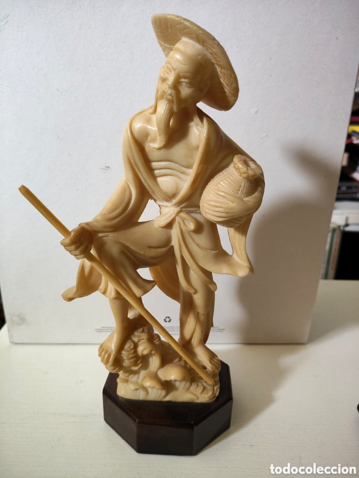 Arte: Figura pescador chino 23 cm