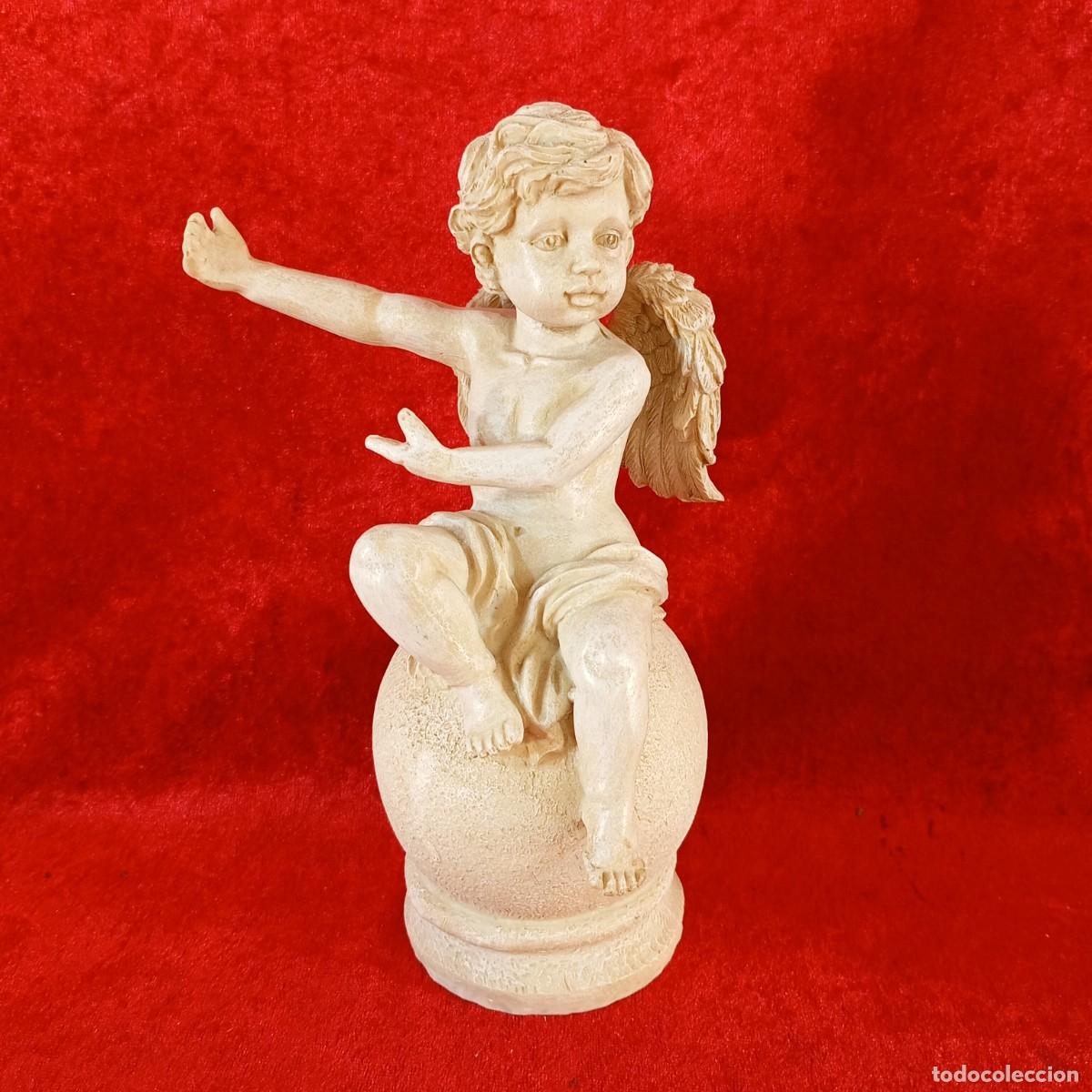 Arte: PRECIOSA FIGURA EN RESINA - ANGEL - ANGELITO - ANGELOTE TRIUNFAL - 20 CM