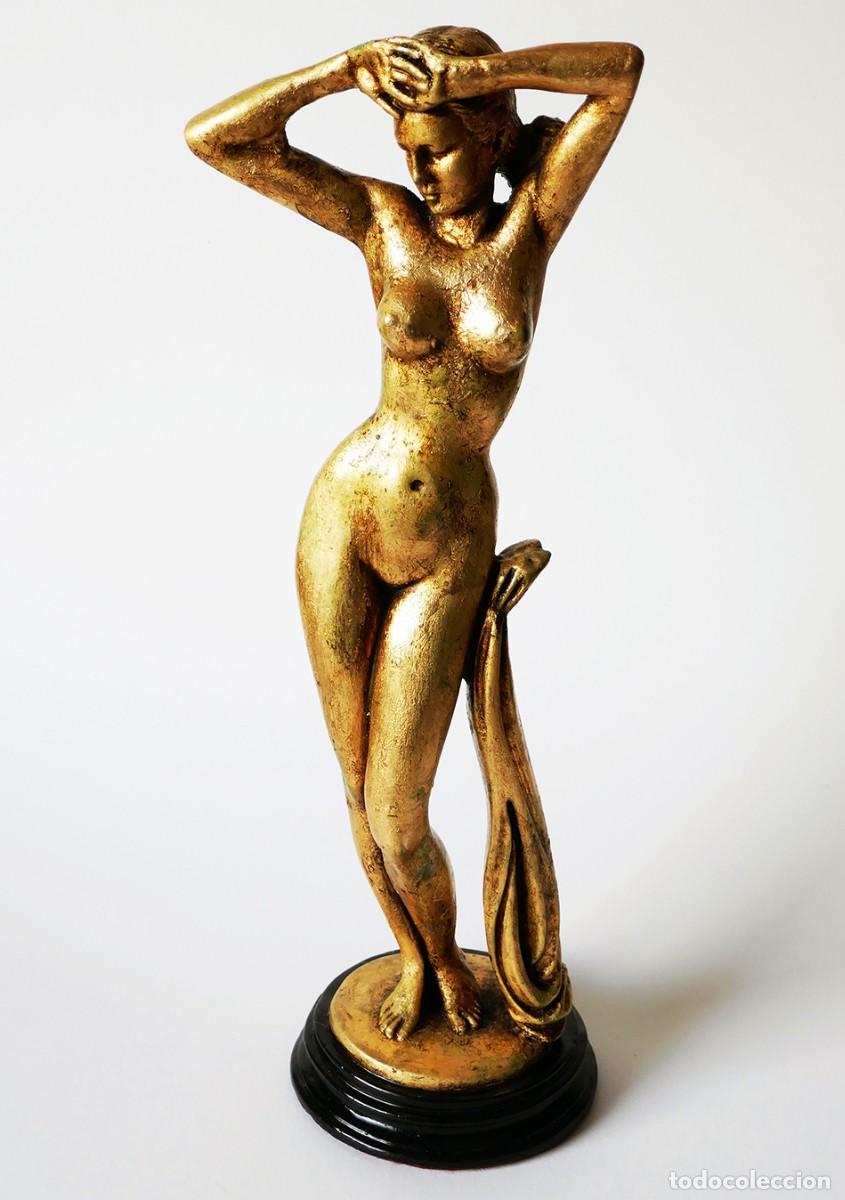 Arte: ESCULTURA FIGURA ART DECO DESNUDO FEMENINO DAMA DE LA LIBERTAD DORADA A&Ntilde;OS 20 30