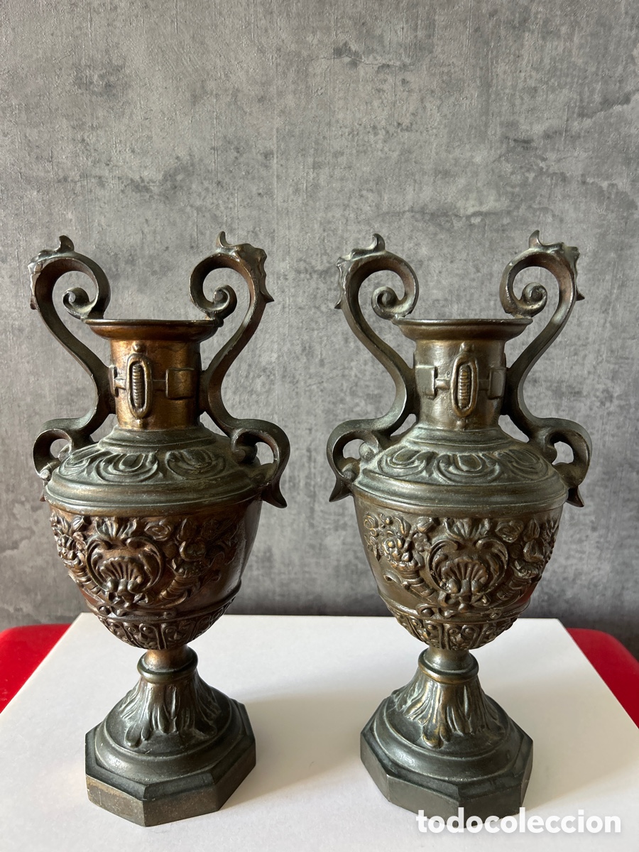 Arte: 2 Preciosos Jarrones de Bronce - Foto 2