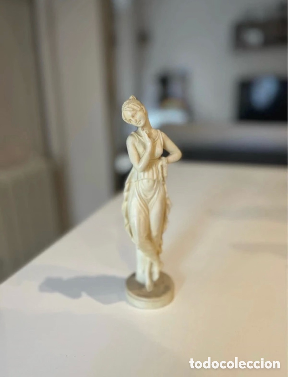 Arte: Diosa griega de Santini