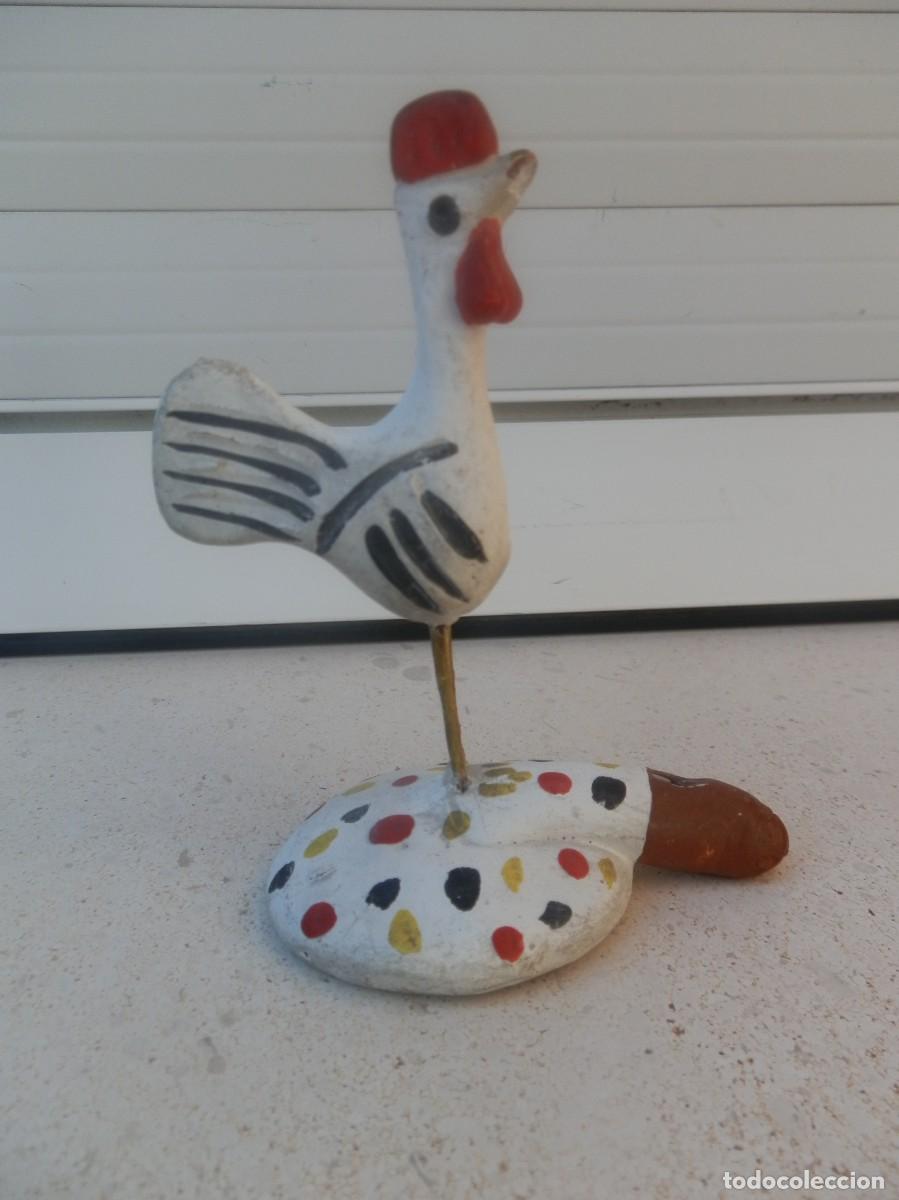Arte: Assobio silbato tradicional de cer&aacute;mica popular de ESTREMOZ, con forma de gallo. Alfarer&iacute;a OLAMA.