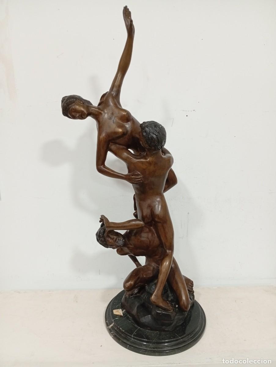 Arte: Rapto de una Sabina Bronce patinado 65 cm de alto