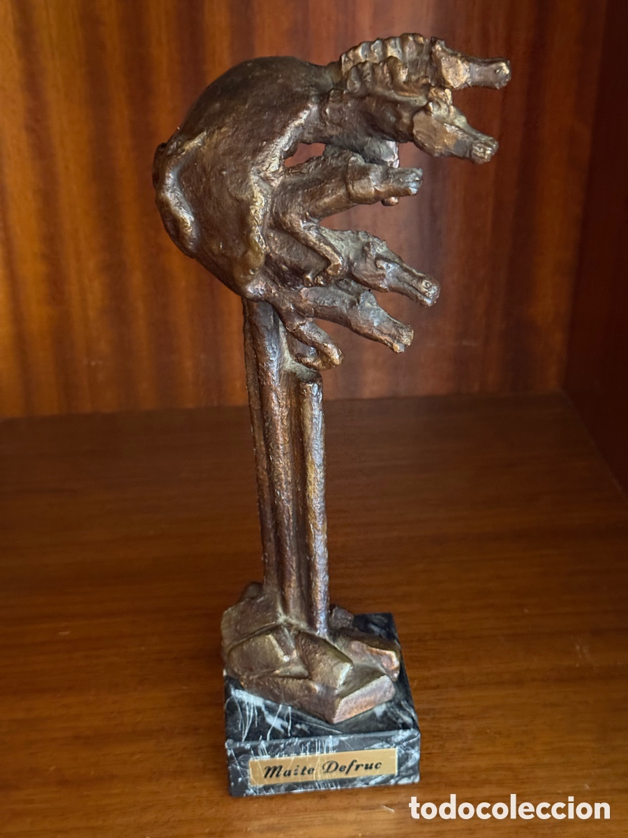 Arte: Escultura original de Maite Defruc
