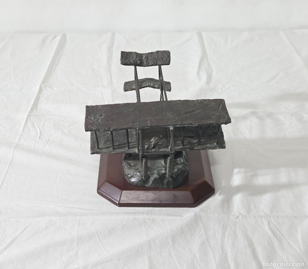 Arte: Maqueta Escultura de Antiguo Avi&oacute;n en bronce
