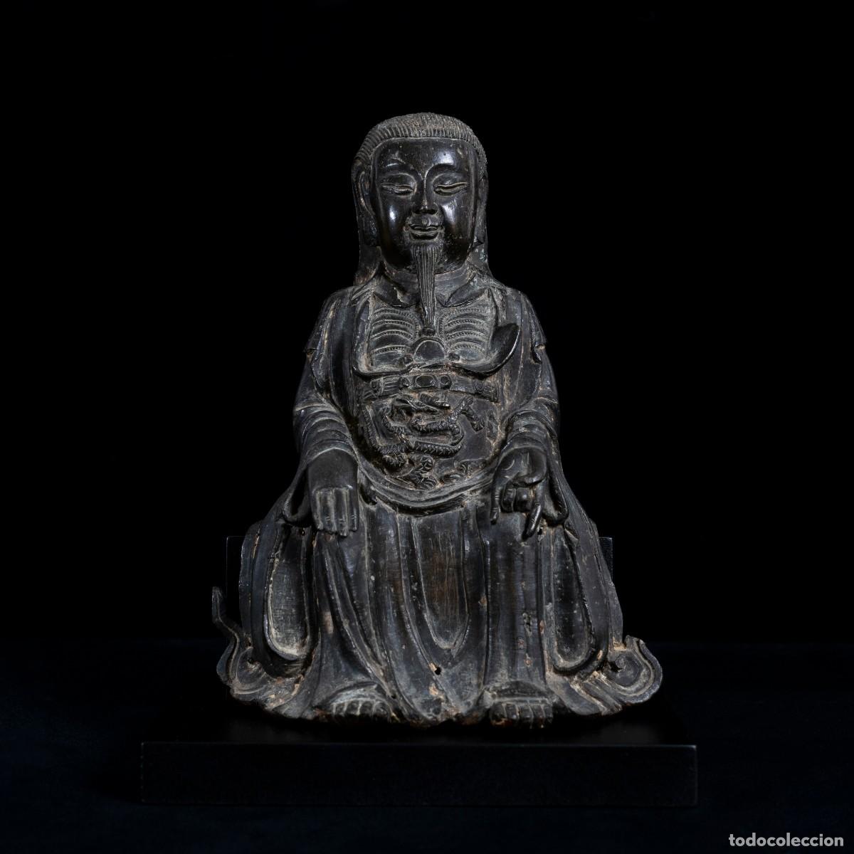 Arte: Figura de Bronce de Zhenwu &ldquo;Guerrero Perfecto&rdquo;, Dinast&iacute;a Ming, China