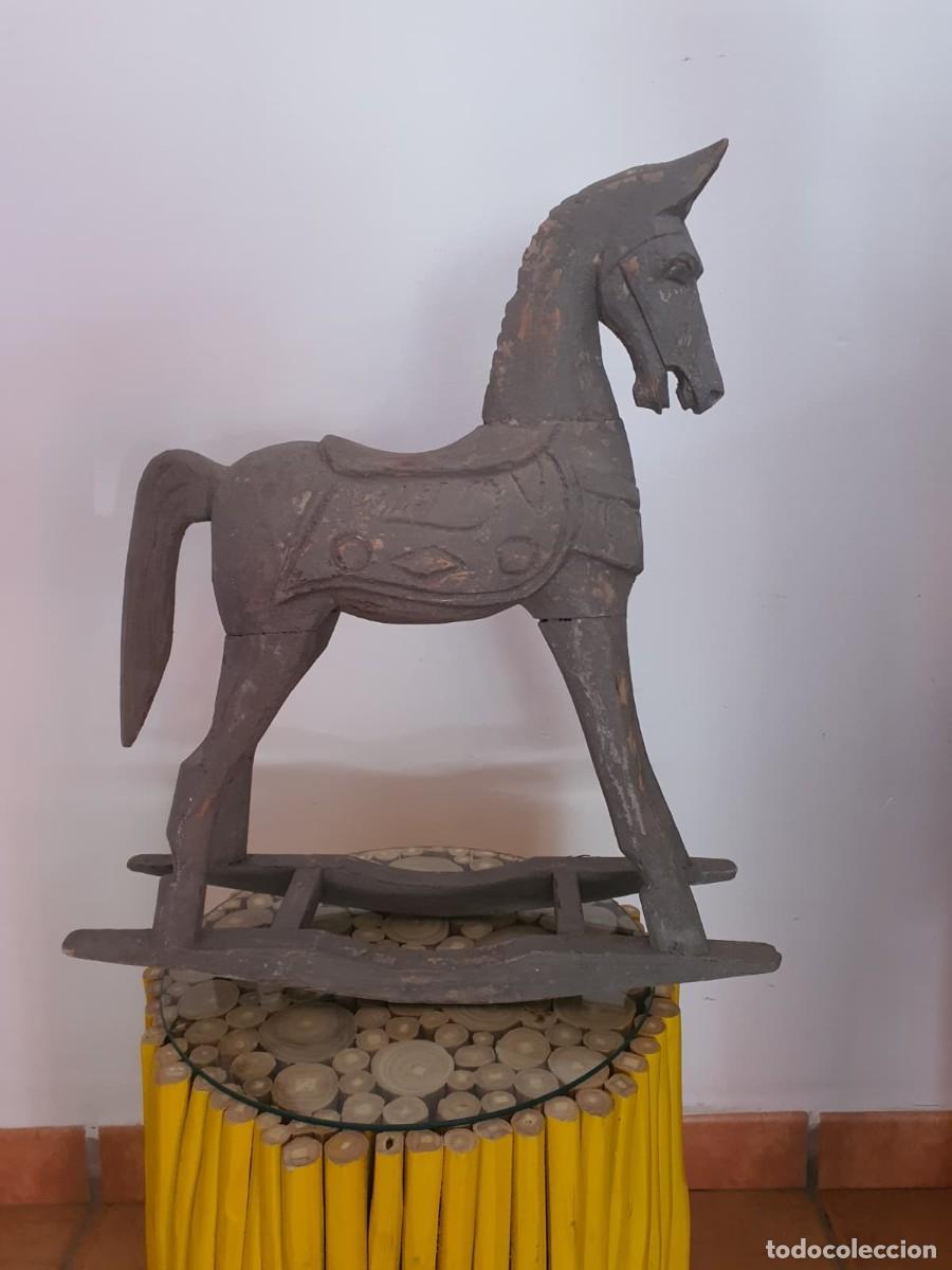 Art: Caballo Balanc&iacute;n Antiguo Madera Tallada