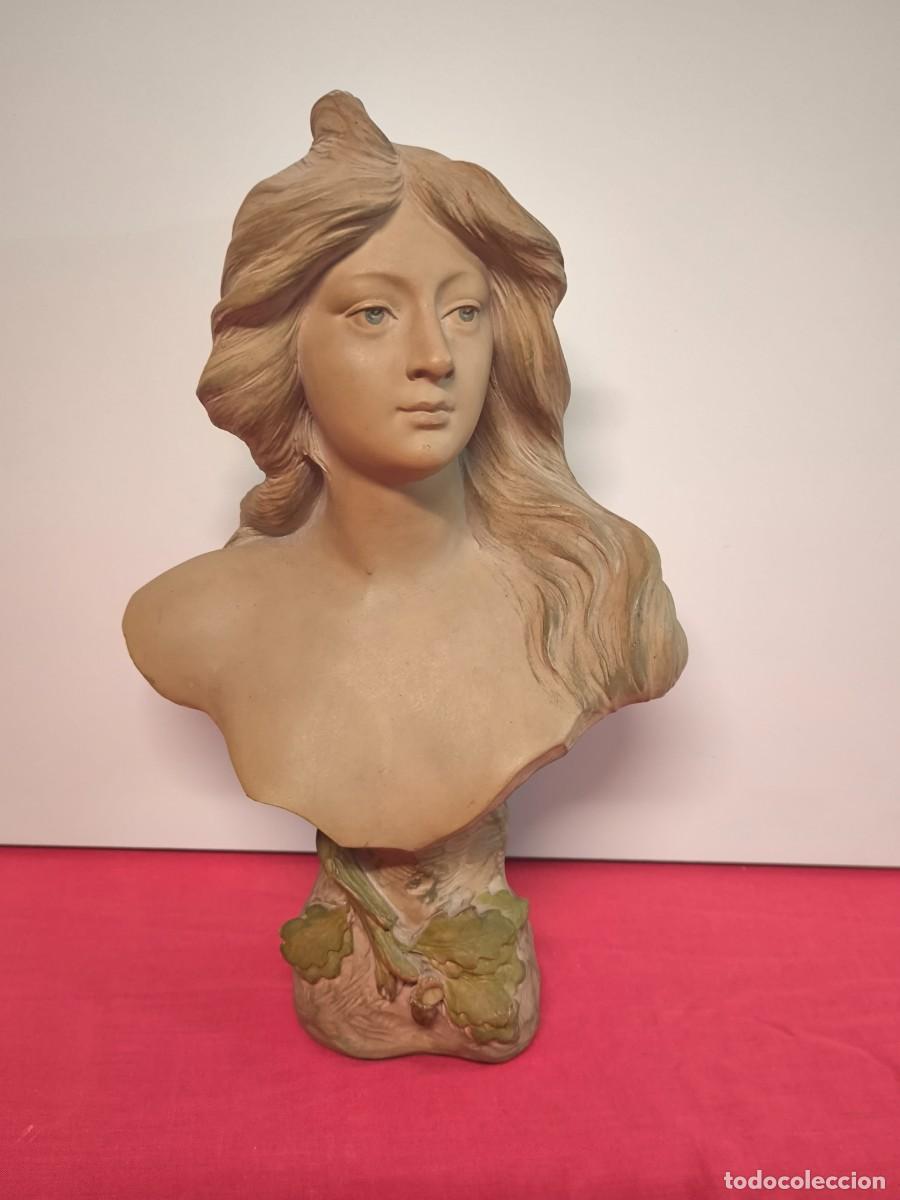 Arte: BUSTO MODERNISTA EN TERRACOTA EPOCA 1900.