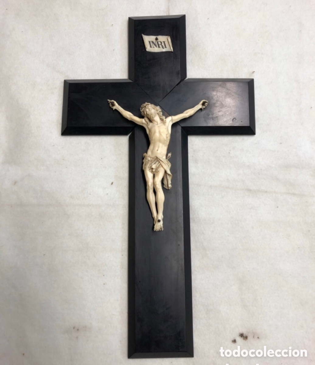 Arte: Cristo de marfil espectacular tallado a mano medidas de la cruz 47x27 del cristo 18x14