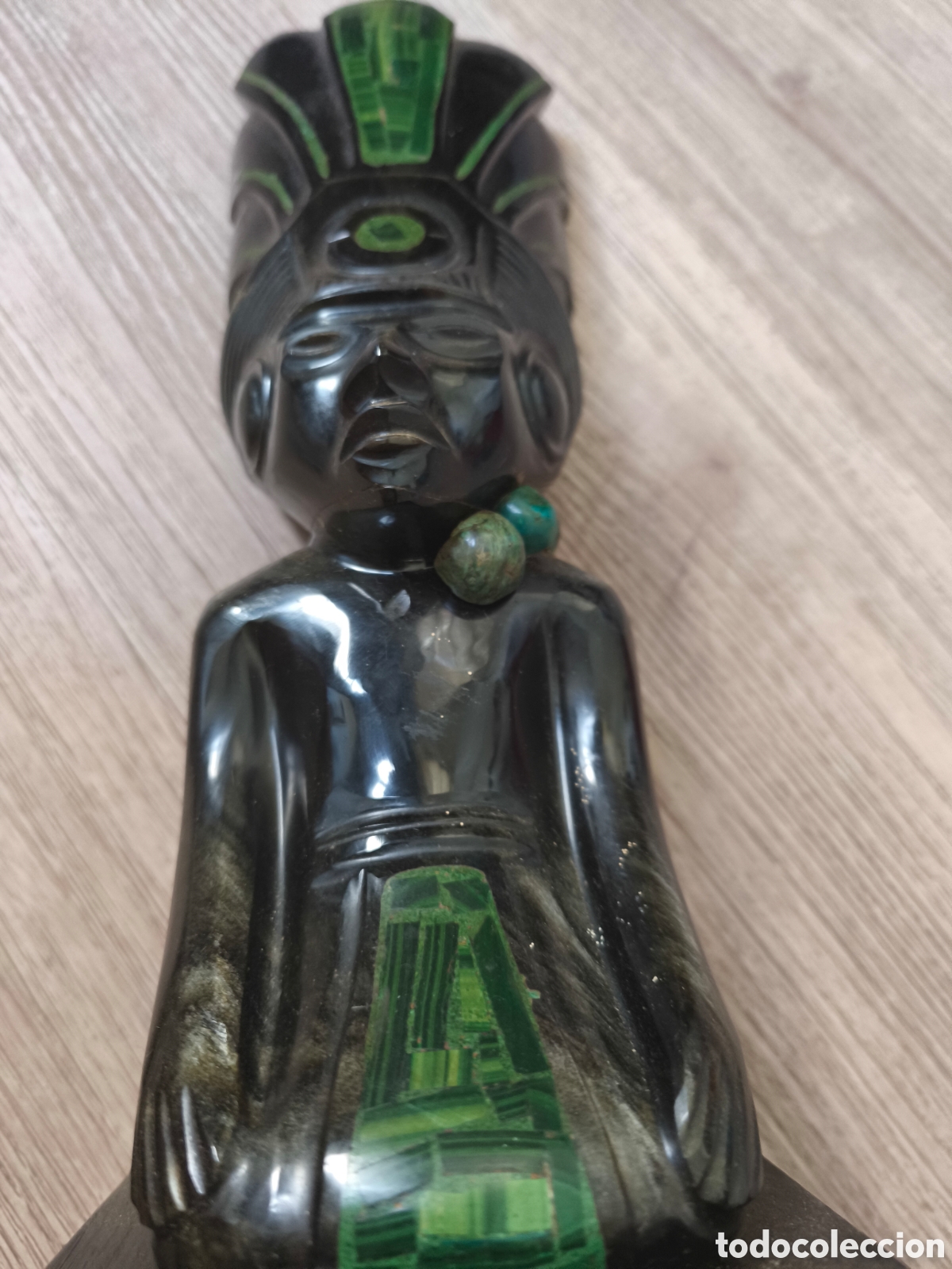 Arte: Figura &Iacute;dolo Azteca Maya Obsidiana Negra con incrustaciones de Malaquita.