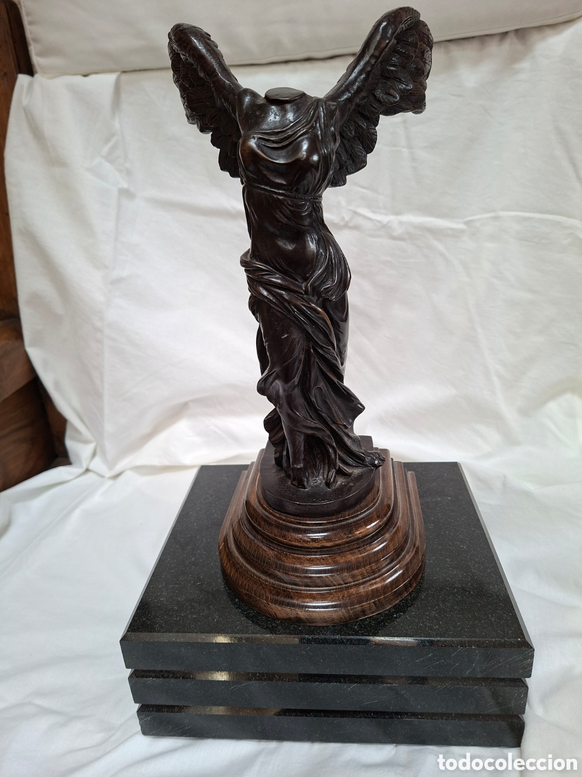 Arte: Escultura Victoria Alada de Samotracia en Bronce. Edici&oacute;n limitada Nacho