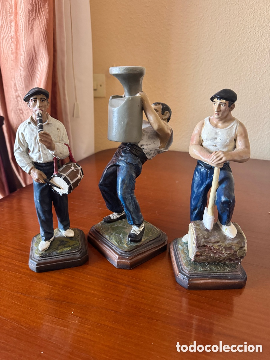 Arte: Conjunto de figuras vascas - Foto 2