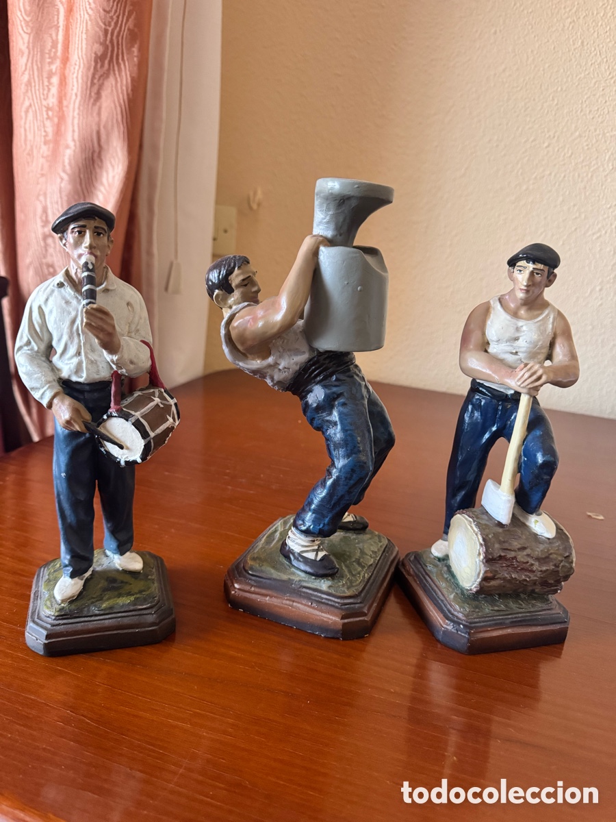 Arte: Conjunto de figuras vascas - Foto 1