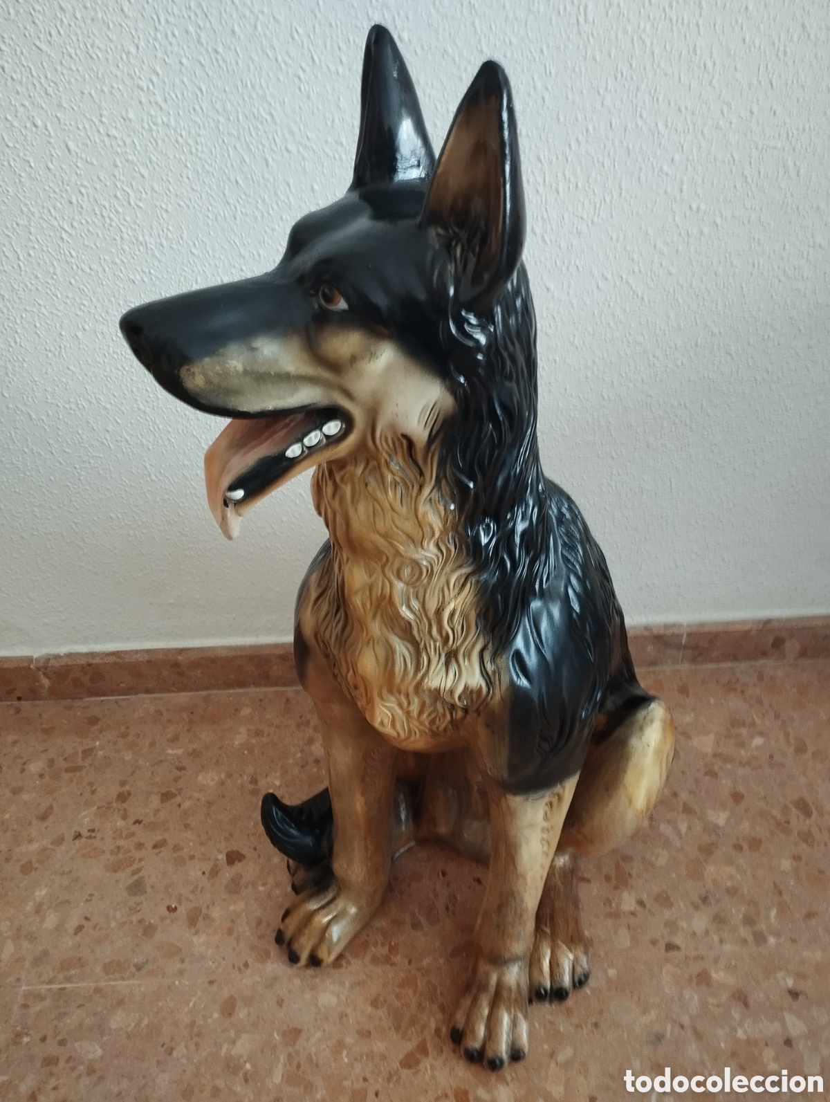 Arte: Antiguo Perro Terracota esmaltada.