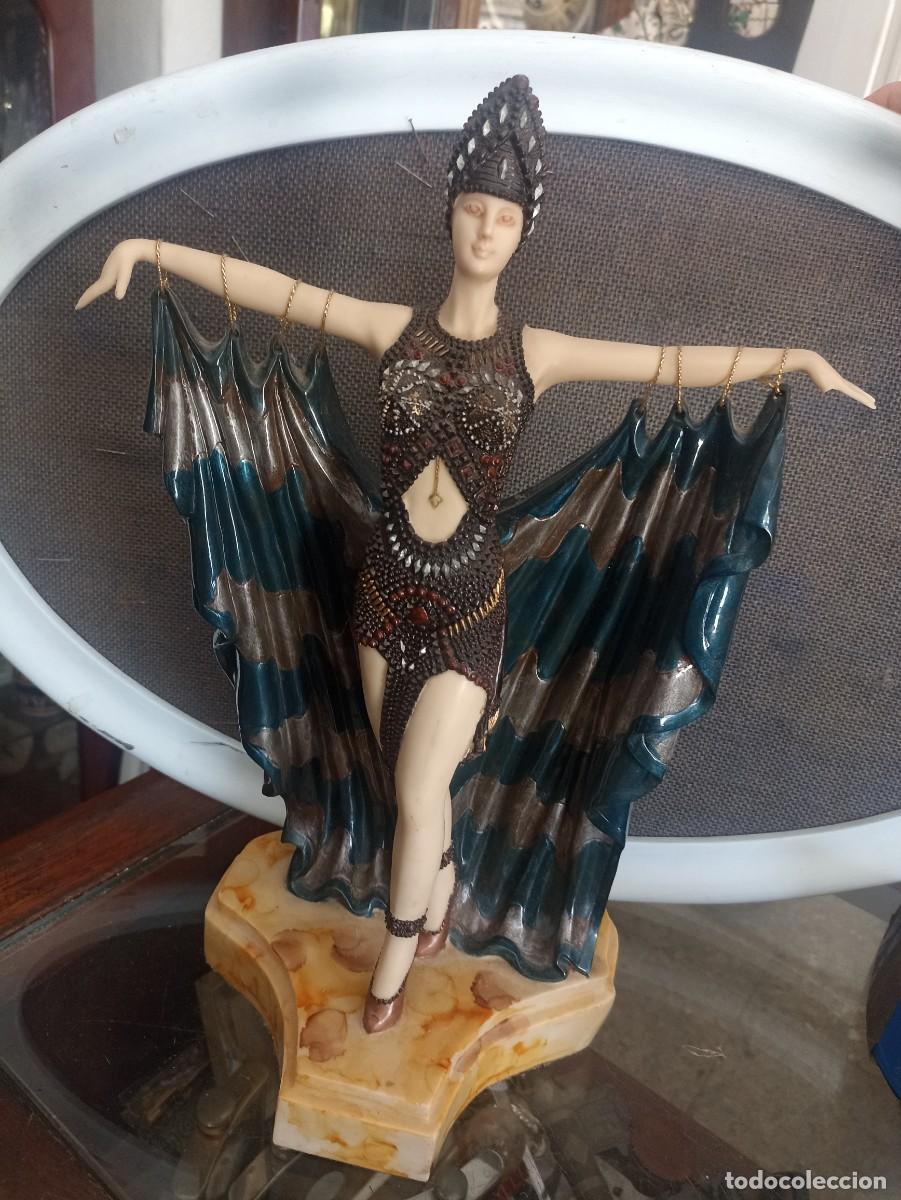 Arte: Escultura de resina. Art-Dec&oacute;. Ręplica de D. Chiparus