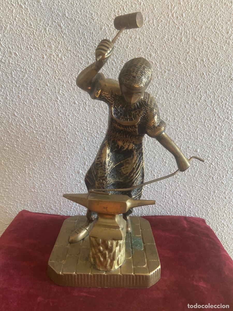 Arte: Figura bronce Herrador