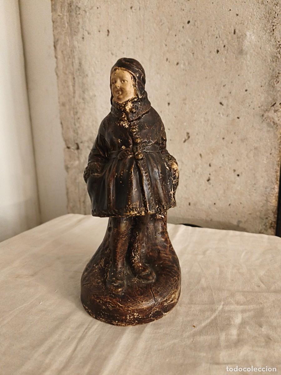 Arte: Figura antigua en terracota de Antonio Peyro
